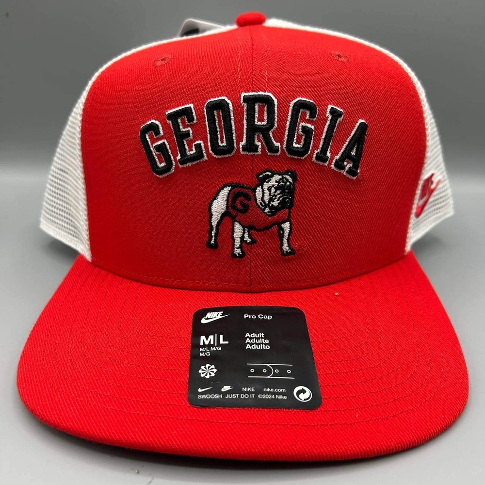 Georgia Bulldogs x Nike Pro Trucker Hat Men M-L Red Dri-Fit Snap Back Cap New